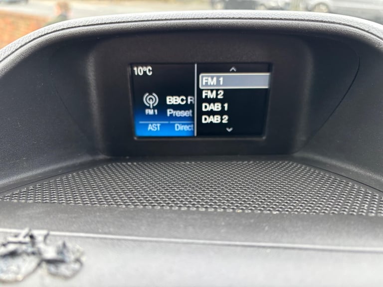 2017 Ford Transit Custom 2.0 TDCi 130ps Low Roof Limited Van PANEL VAN DIESEL Manual