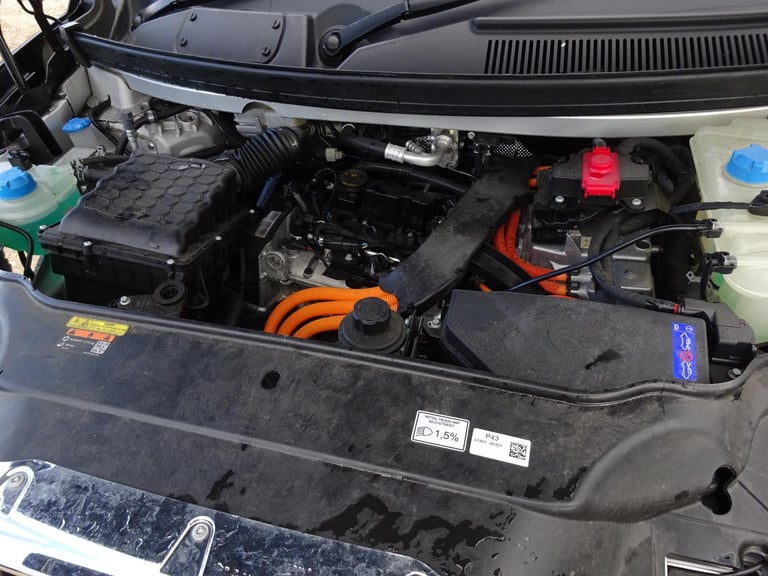 2024 74 REG LEVC TX VISTA COMFORT PLUS TAXI CAB HYBRID AUTO DAMAGED SALVAGE