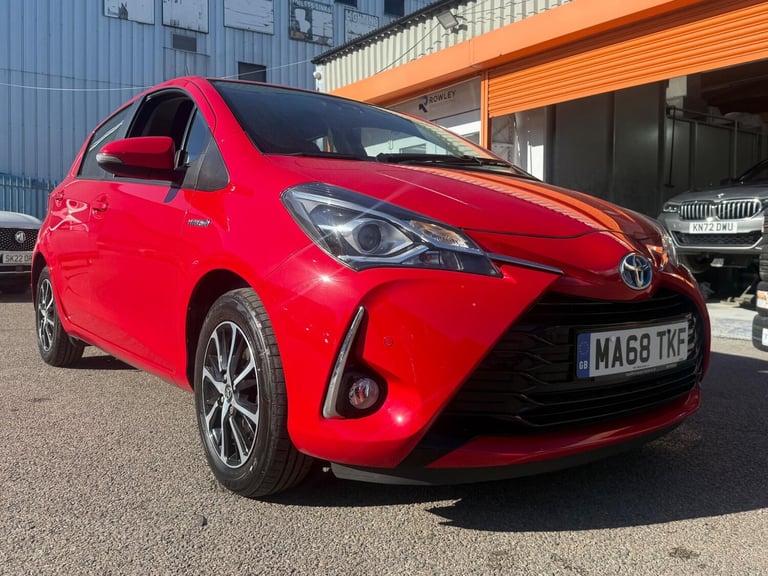 2018 Toyota Yaris 1.5 VVT-h Icon Tech E-CVT Euro 6 (s/s) 5dr HATCHBACK Petrol/Electric Hybrid Aut...
