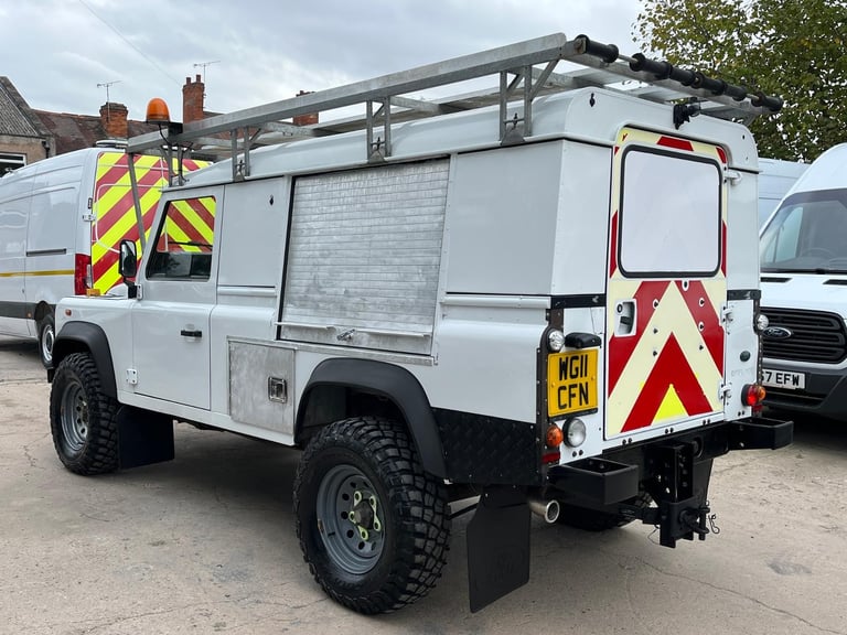 2011 LAND ROVER DEFENDER 110 4X4 PICK-UP HARD TOP UTILITY WITH PTO DRIVEN WINCH