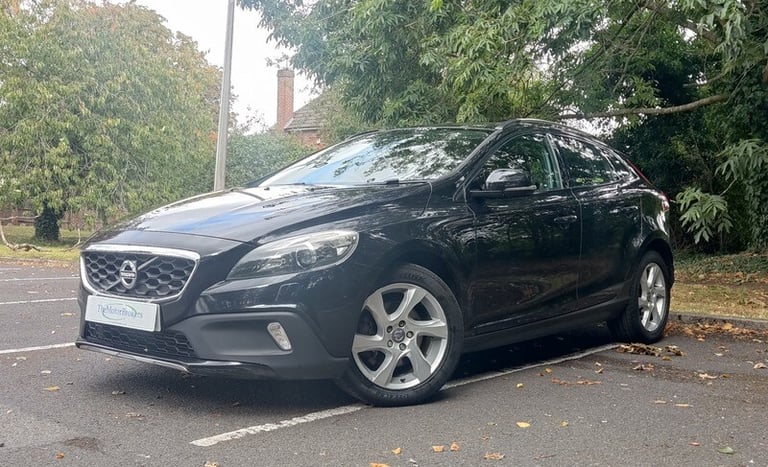 Volvo V40 D2 CROSS COUNTRY LUX