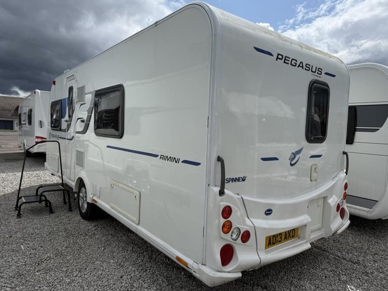 2016 BAILEY PEGASUS RIMINI 4 Berth fixed single beds