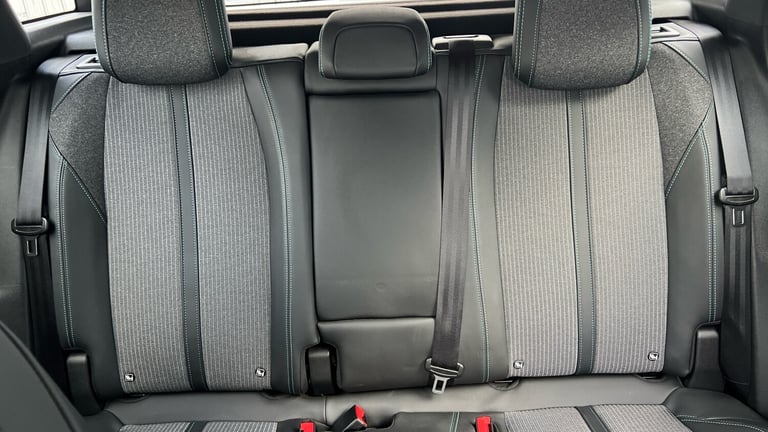2022 Peugeot 3008 1.6 Hybrid 225 Allure Premium 5dr e-EAT8 HATCHBACK PETROL/ELECTRIC Automatic