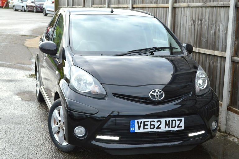 2012 Toyota AYGO 1.0 VVT-i Fire 5dr [AC] HATCHBACK PETROL Manual
