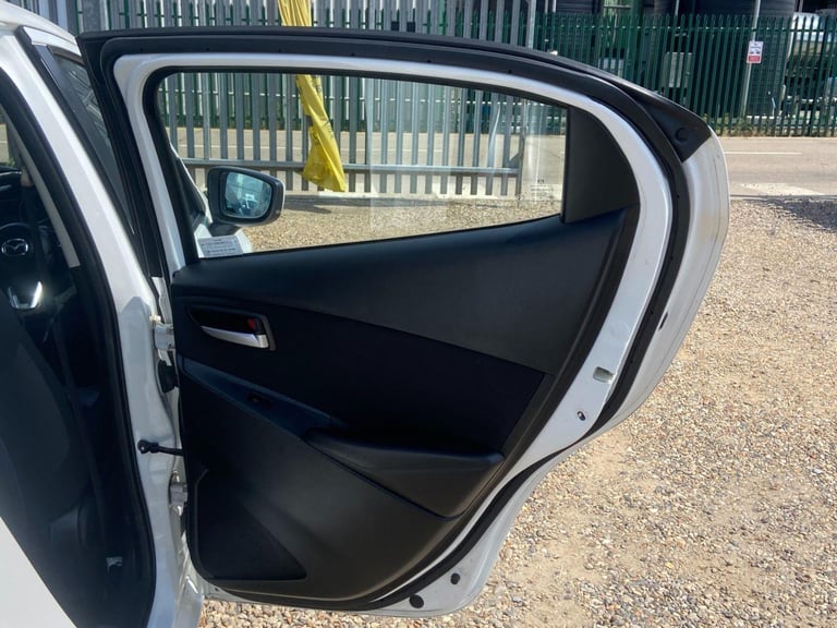 2017 Mazda Mazda2 1.5 SKYACTIV-G SE-L Hatchback 5dr Petrol Manual Euro 6 (s/s) (90 ps) 7IN TO HAT...
