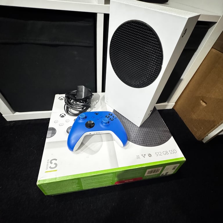 Xbox series s console