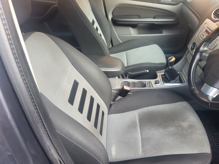 2009 ford focus 1.6 zetec. New cambelt this july!