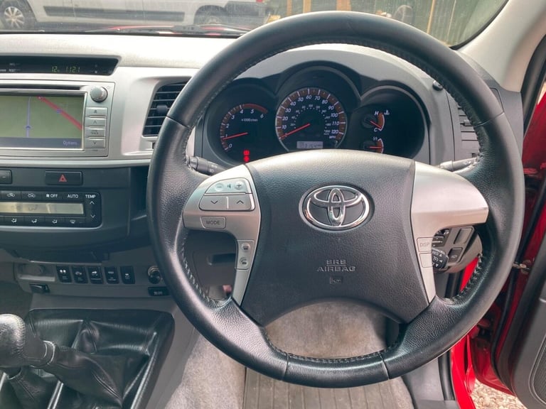 2013 Toyota Hilux Invincible D/Cab Pick Up 3.0 D-4D 4WD 171 PICK UP DIESEL Manual