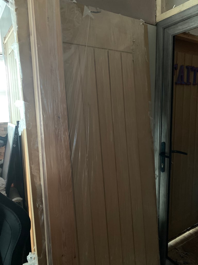 Country style oak doors in Springhead, Manchester Gumtree