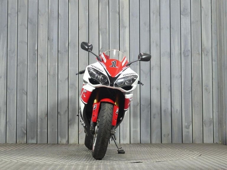 2007 57 YAMAHA R1