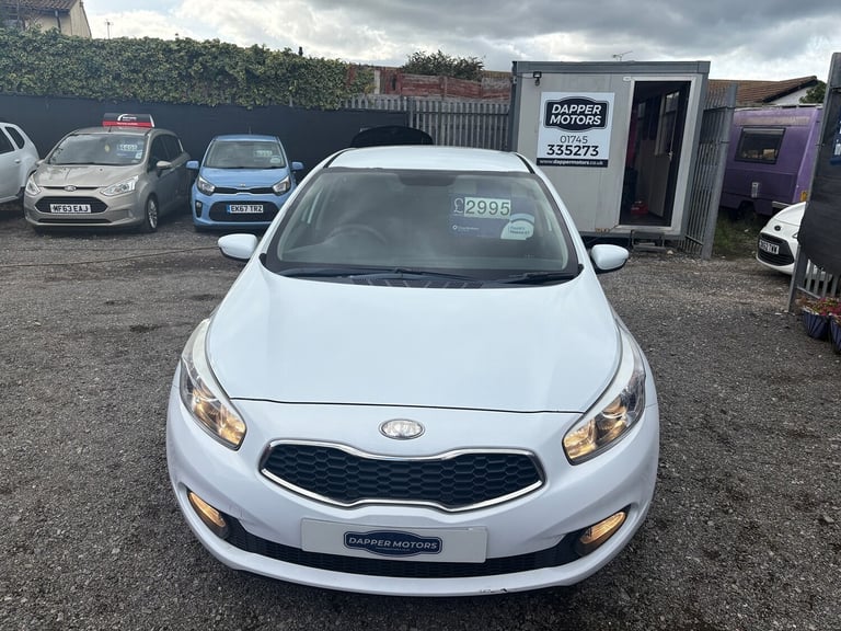 2013 Kia Ceed 1.6 CRDi 1 EcoDynamics 5dr HATCHBACK Diesel Manual