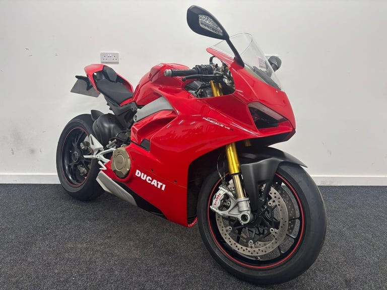 image for DUCATI PANIGALE V4S **FULL DOCUMENTED HISTORY - DTC - QUICK SHIFT **