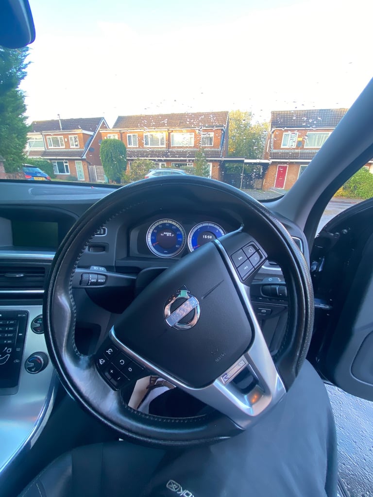 Volvo, S60, Saloon, 2012, Manual, 1560 (cc), 4 doors