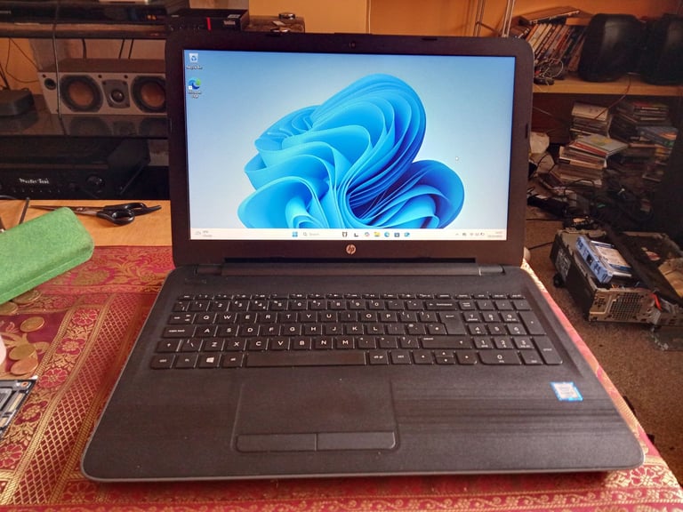 image for HP 250 G4 15.6" laptop i5 6200u 8gb 240gb ssd Windows 11 pro