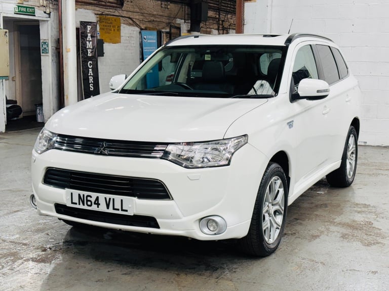 2014 Mitsubishi Outlander 2.0h 12kWh GX4h CVT 4WD Euro 5 (s/s) 5dr ESTATE Petrol/Electric Hybrid ...