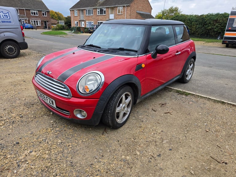 Mini Cooper low mileage
