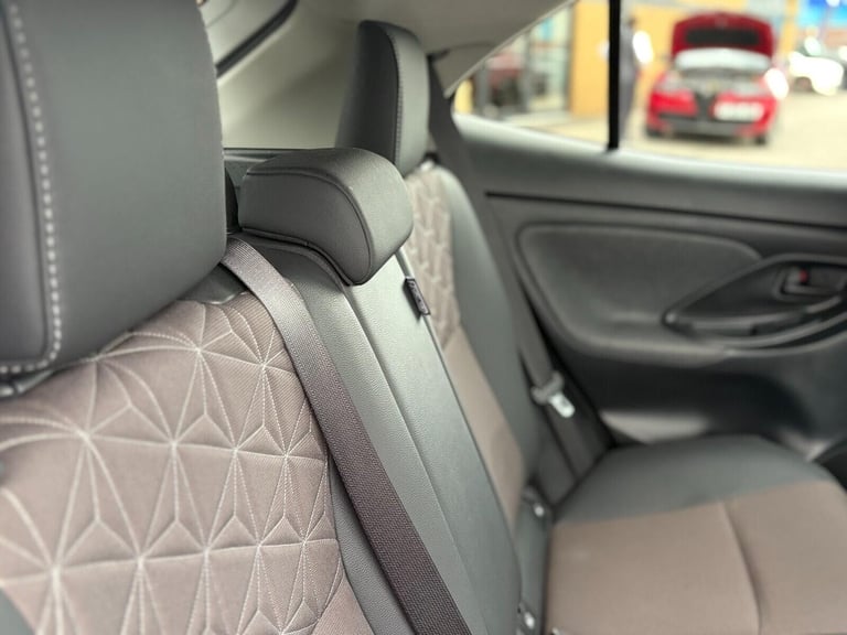 2022 Toyota Yaris Cross 1.5 VVT-h Excel SUV 5dr Petrol Hybrid E-CVT Euro 6 (s/s) (116 ps) Petrol/...