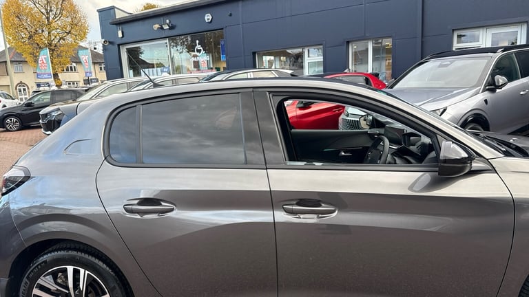 2022 Peugeot 208 1.2 PureTech 100 Allure Premium + 5dr Petrol Hatchback Hatchback Petrol Manual