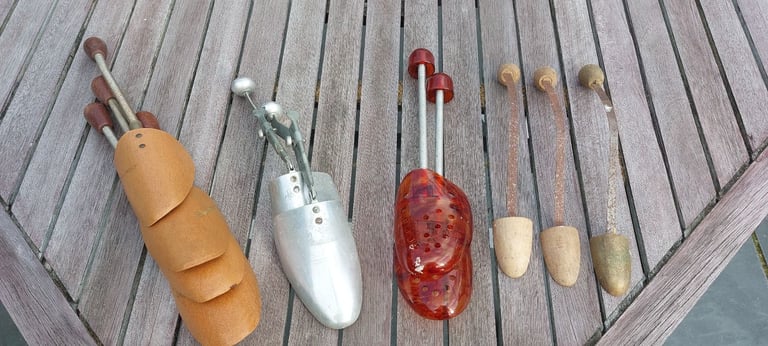 image for Shoe strechers