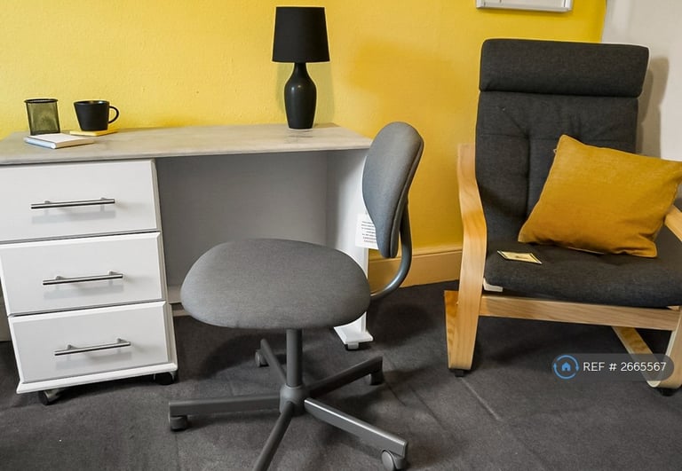 1 bedroom in Waverley Road, Redland, BS6 (#2665567)