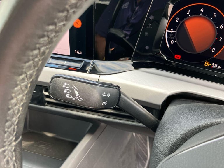 2021 Volkswagen Golf LIFE TSI ESTATE Petrol Manual