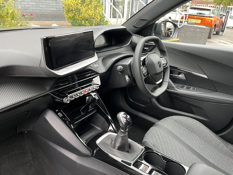 2024 Peugeot 2008 1.2 PureTech Allure SUV 5dr Petrol Manual Euro 6 (s/s) (130 ps) HATCHBACK Petro...