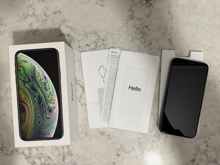 Apple iPhone XS 256GB - Space Gray (Unlocked) - Excellent Condition