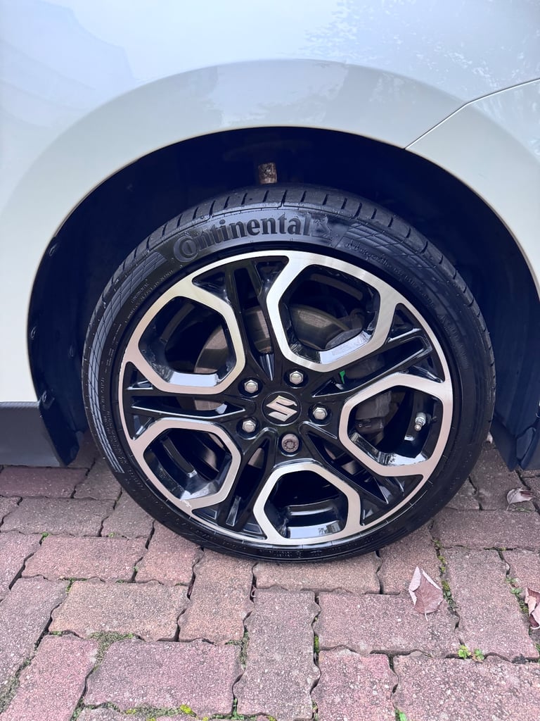 Suzuki, SWIFT, Hatchback, 2018, Manual, 1373 (cc), 5 doors