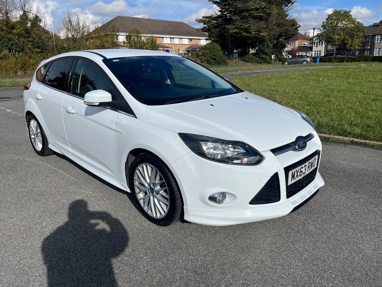 image for 2013 Ford Focus 1.0T EcoBoost Zetec S Euro 5 (s/s) 5dr HATCHBACK Petrol Manual