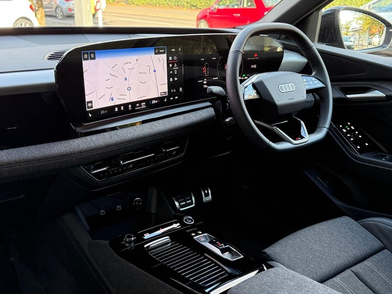 2025 Audi Q6 e-tron 83kWh S line SUV 5dr Electric Auto (252 ps) ESTATE Electric Automatic