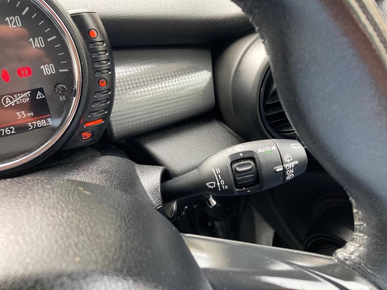 2015 MINI Hatch 1.2 One 5dr HATCHBACK PETROL Manual