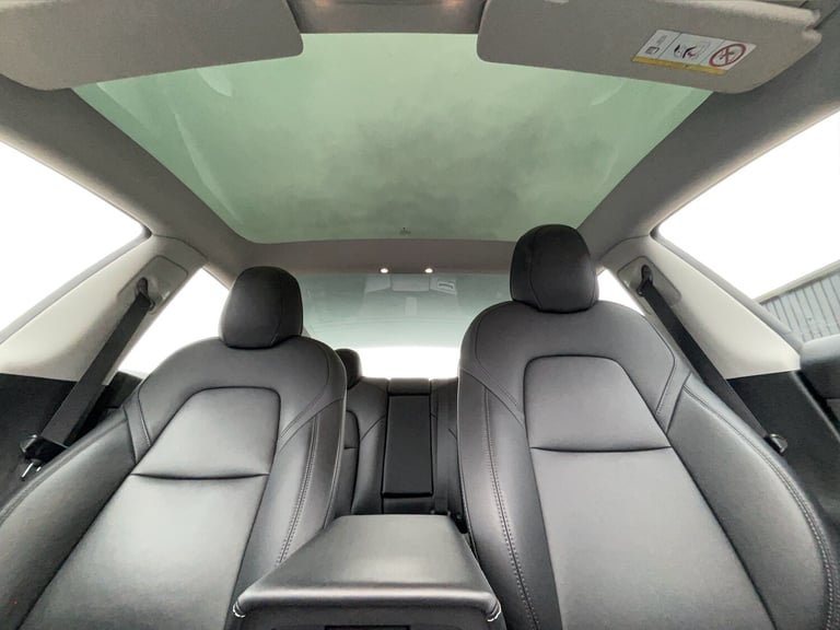 2022 Tesla Model 3 PERFORMANCE AWD Saloon ELECTRIC Automatic