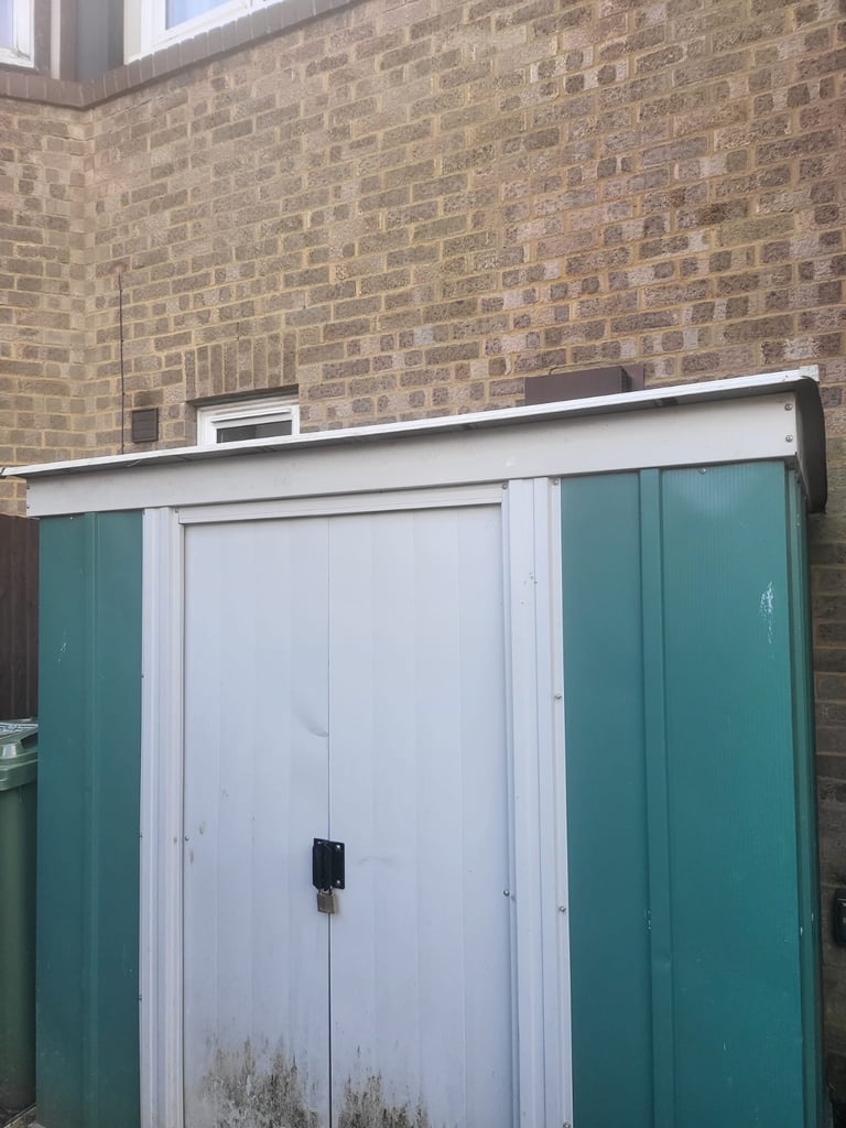 Garden shed 