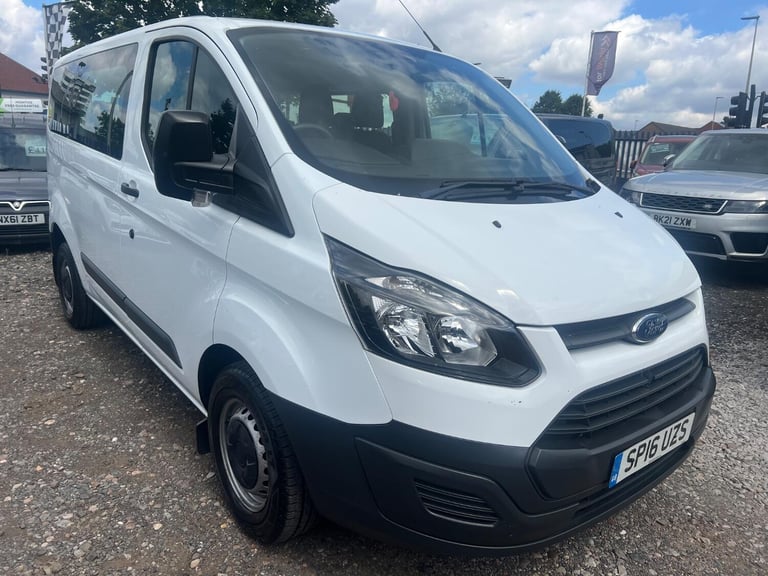 FORD TRANSIT CUSTOM 2.2 TDCi 310 9 SEATS 2016
