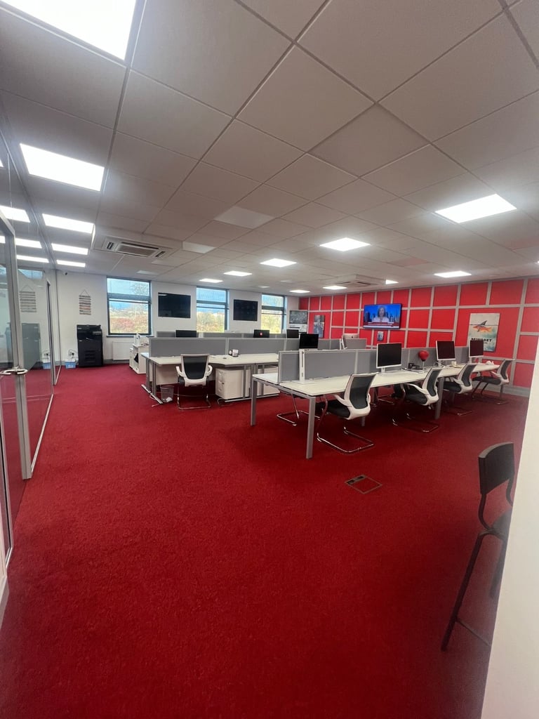 image for Glasgow All Inclusive Desk Rental  - 295/mth