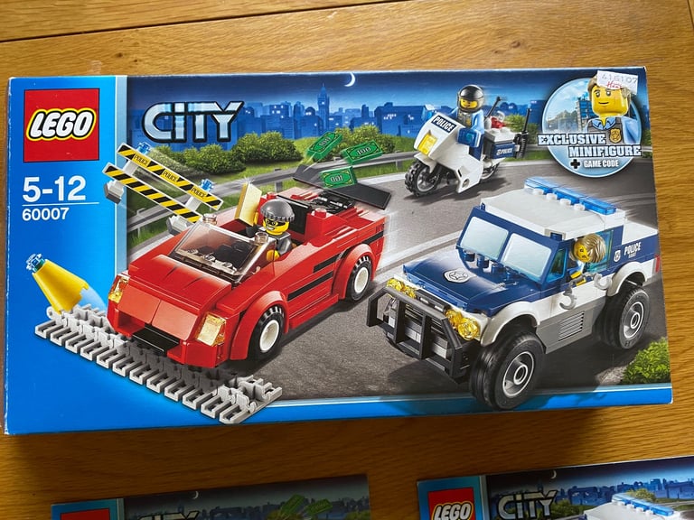 image for Lego City police and robber set 60007 with box and instructions. Complete set.