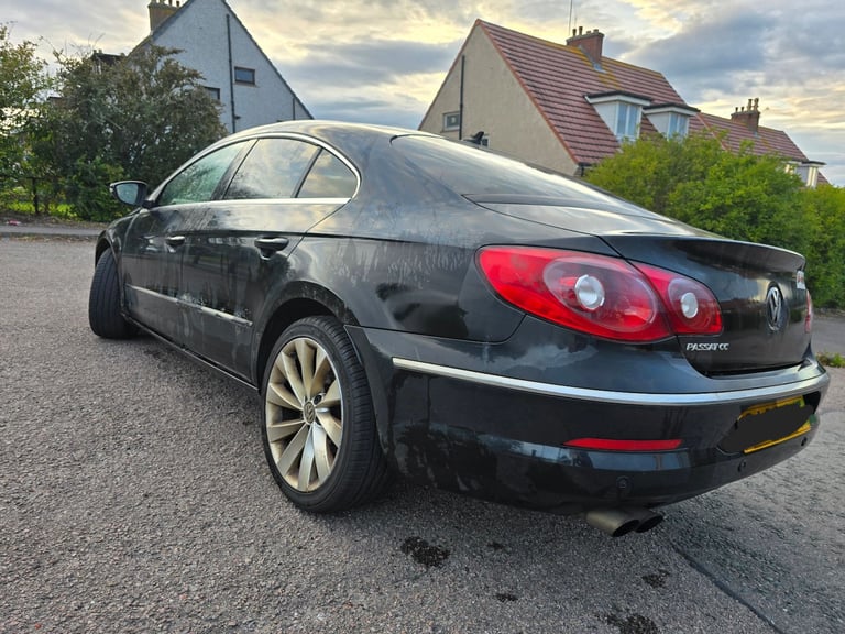 Volkswagen, PASSAT CC, Coupe, 2010, Semi-Auto, 1968 (cc),4 doors - Image 2