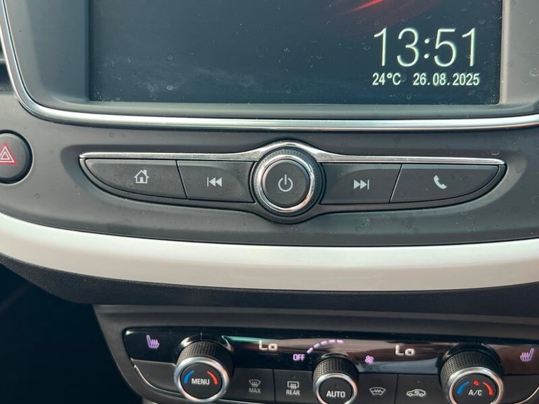 Vauxhall CROSSLAND 1.2 Turbo Griffin SUV 5dr Petrol Manual Euro 6 (s/s) (110 ps)