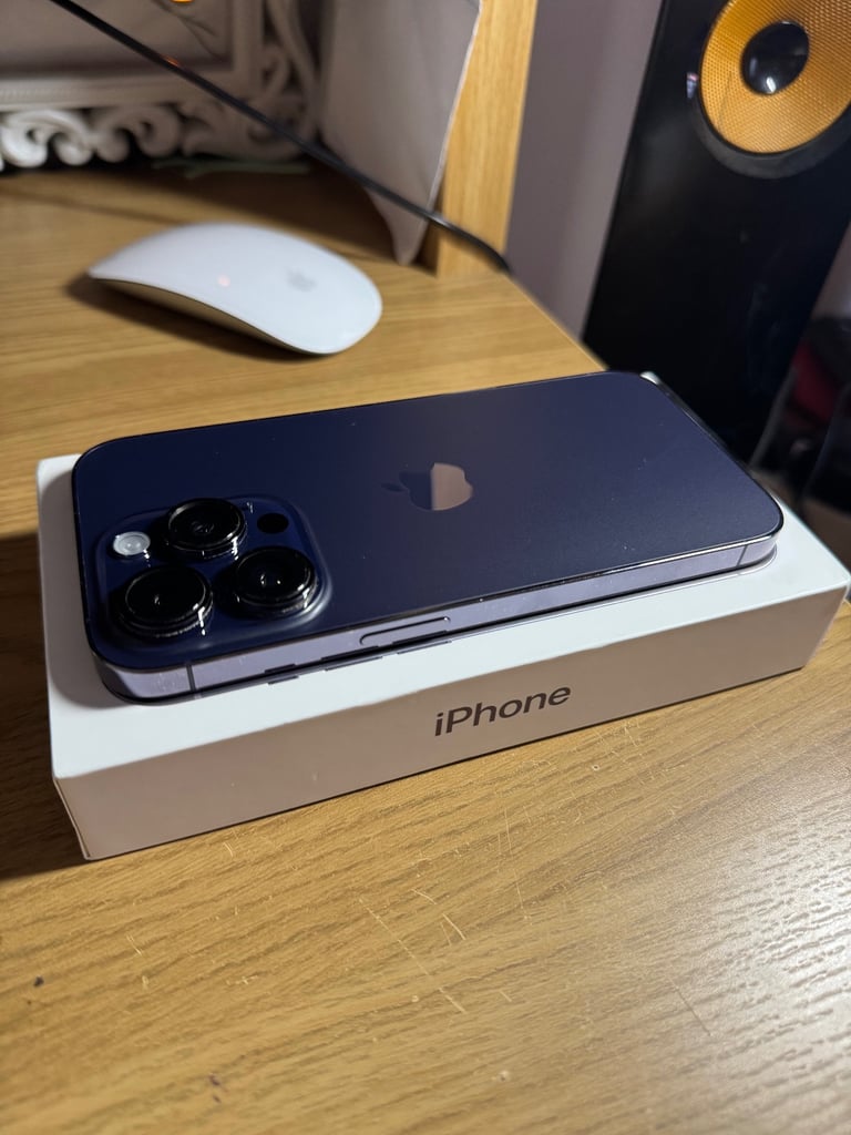 iPhone 14 Pro 256GB – Deep Purple – MINT CONDITION