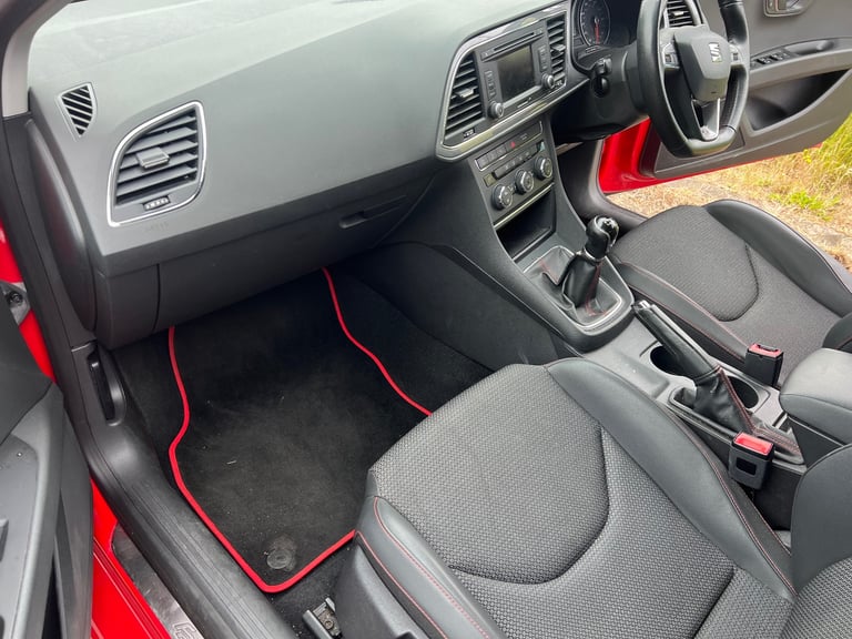 2014 Seat Leon FR 2.0 TDi 180bhp 113,000 miles mot 1 year road tax for 1 year 