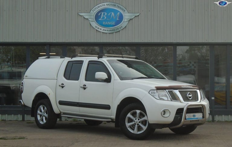 image for NISSAN NAVARA 2.5 dCi Acenta White Manual Diesel 2010