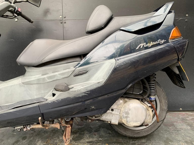 YAMAHA YP 250 MAJESTY PROJECT BIKE HPI CLEAR