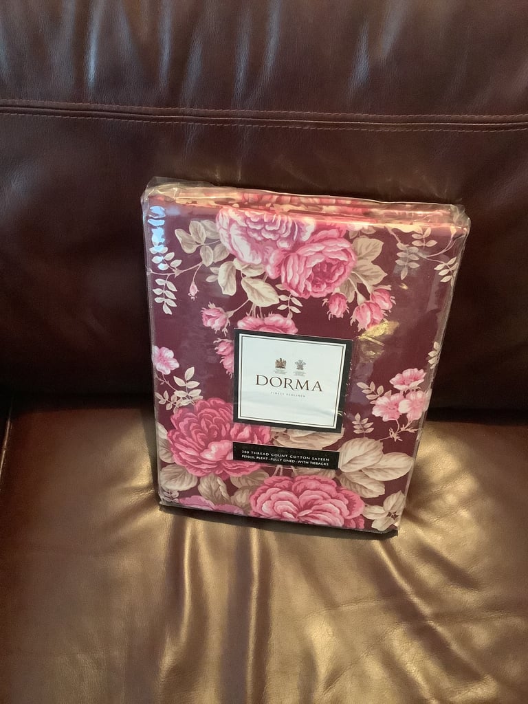 DORMA curtains /king size Quilt cover & pillowcases