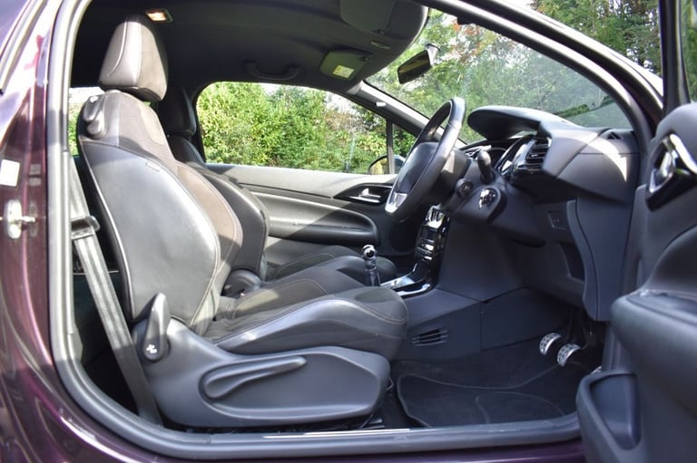 2017 DS Automobiles DS 3 1.2 PureTech 82 Elegance 3dr HATCHBACK PETROL Manual