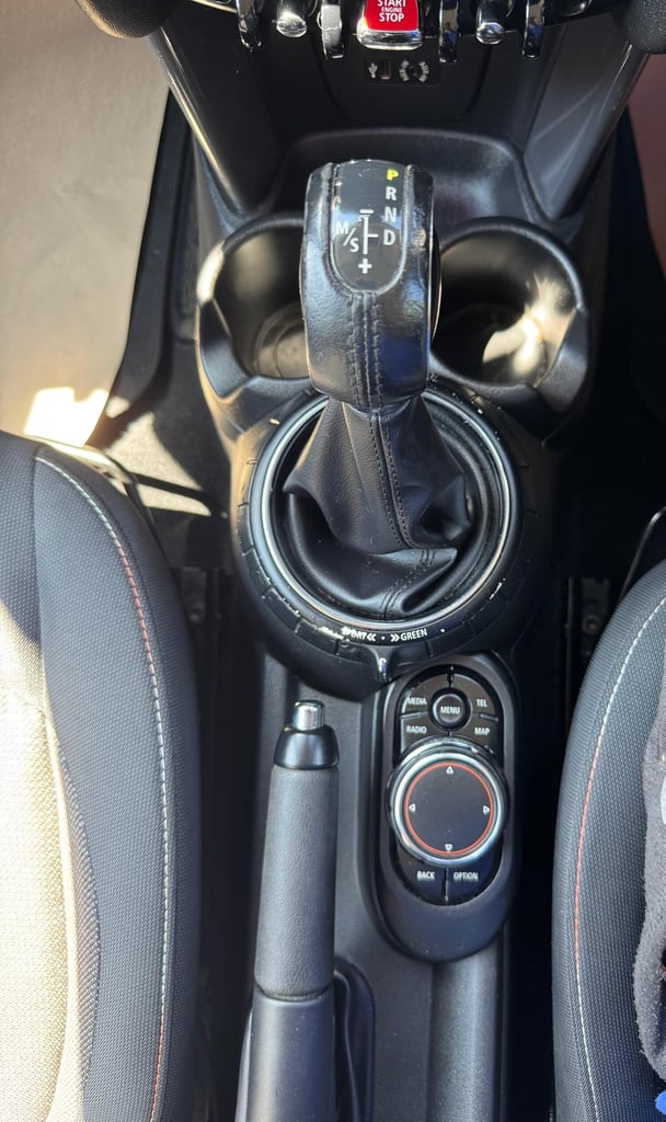 2014 MINI Cooper 1.5 AUTO 5DR Hatchback Petrol Automatic