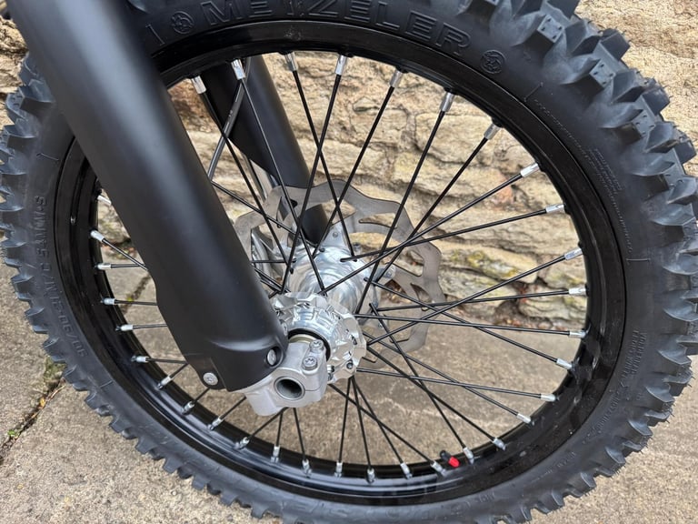 Stark Varg EX Electric Enduro Bike, New 2026 Model, Grey, 80HP Model, In Stock