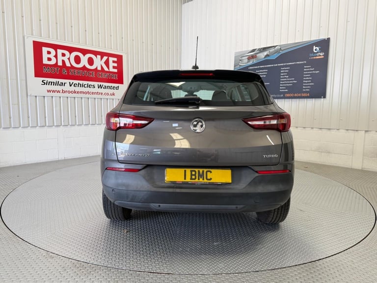 2018 Vauxhall Grandland X 1.2 Turbo SE Euro 6 (s/s) 5dr HATCHBACK Petrol Manual