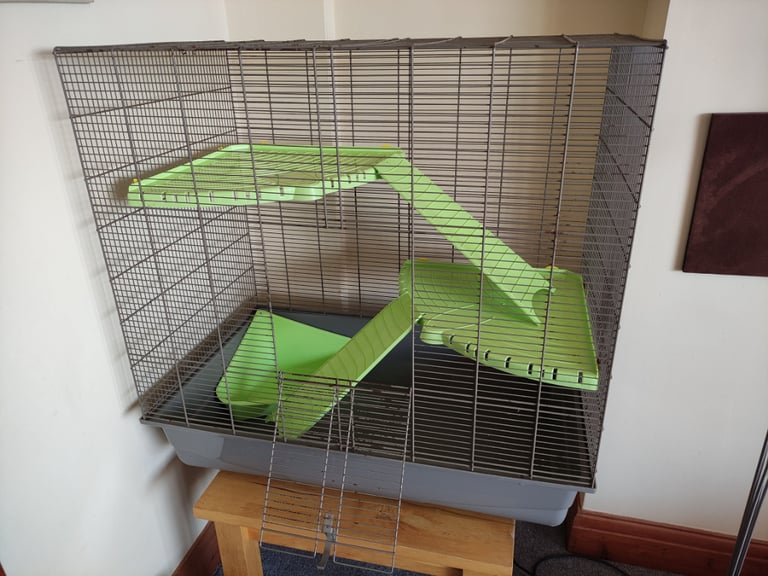 Rodent / pet cage - £30