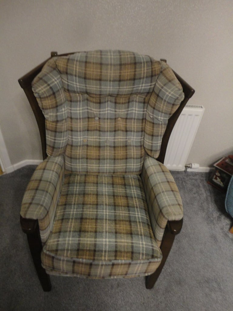 Quality comfortable Tartan wooden framed wingback richmond chair, Lana plaid, sprung back