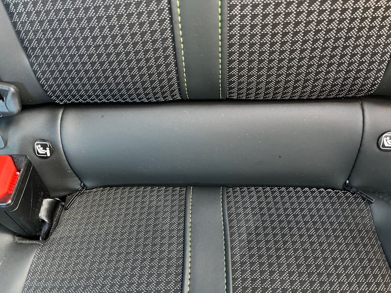  Peugeot 208 1.2 Puretech Gt Hatchback 5dr Petrol Eat Euro 6 s/s 130 Ps Petrol